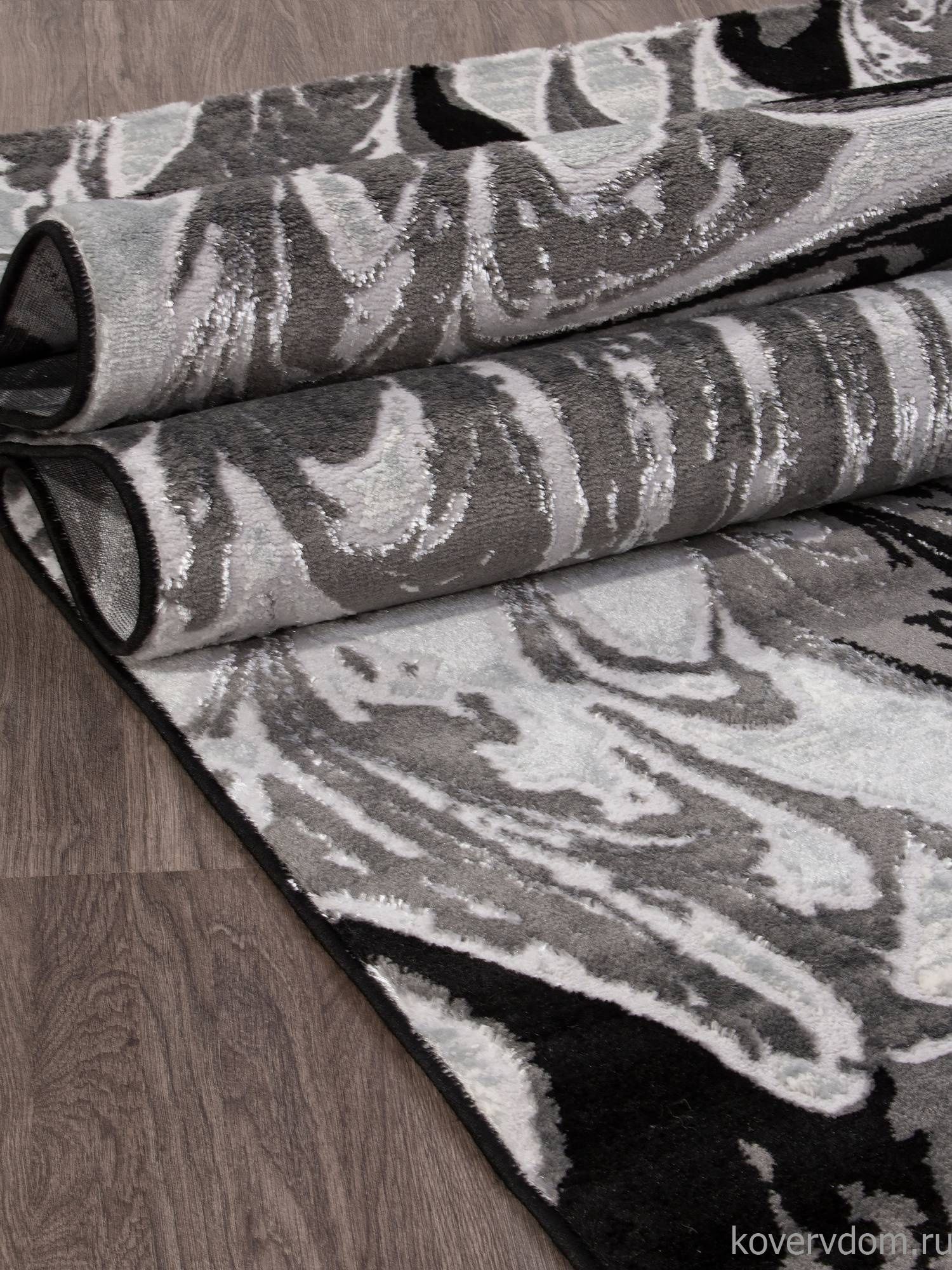 Ковер Valentino Y503A LIGHT GREY SHIRINK / BLACK