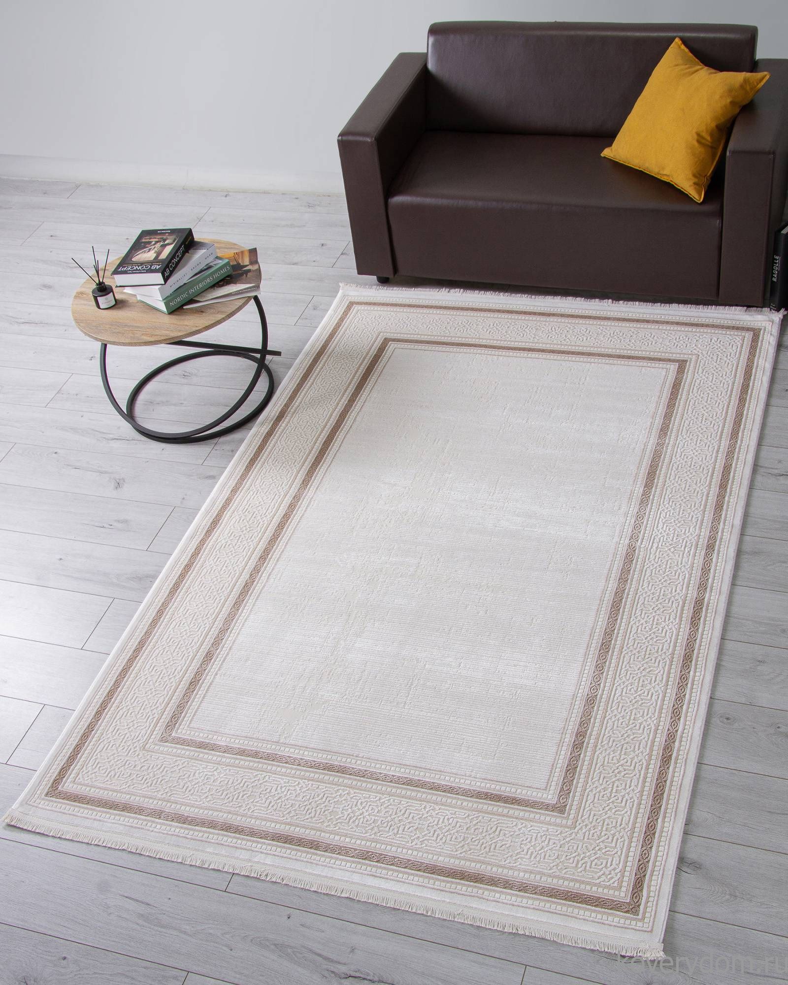 Ковер ANATOLIA 32218C WHITE / CREAM Ковер ANATOLIA 32218C WHITE / CREAM